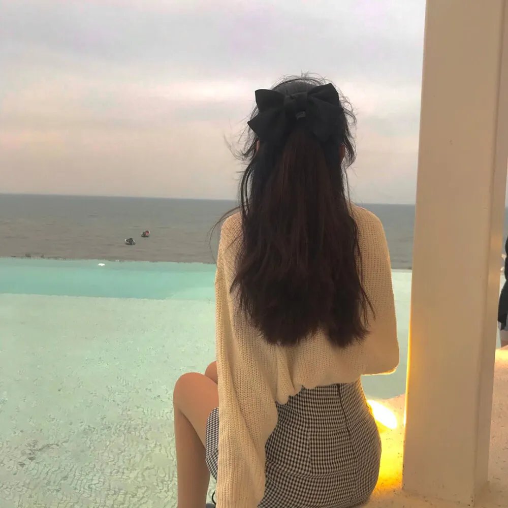 当扎卡里比弗来到小镇